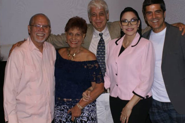 El Vendedor obra e teatro.