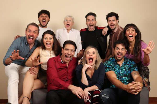 Elenco Bajo Terapia 10