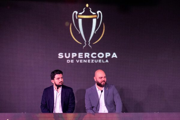 GAL SUPERCOPA JOSE PABLO LOBO 01