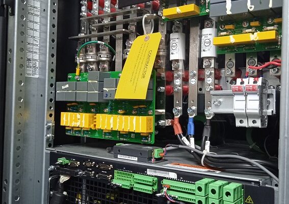 solsica infraestructuracritica proteccionelectrica energiavenezuela electricidadvenezuela ups racks vertiv corporacionsolsica pymes 31