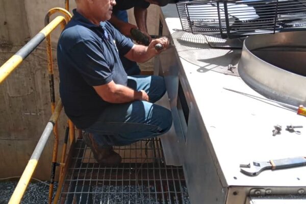 solsica mantenimiento proteccionenergetica ups electricidadvenezuela empresasvenezuela pymesvenezuela vzla corporacionsolsica