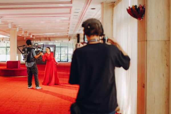 9f5985d7 3d70 4b41 9998 1a5d1d23f039