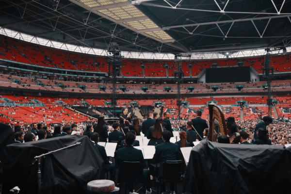 24082025 STILLS PRENSA.00 06 18 01.Still003