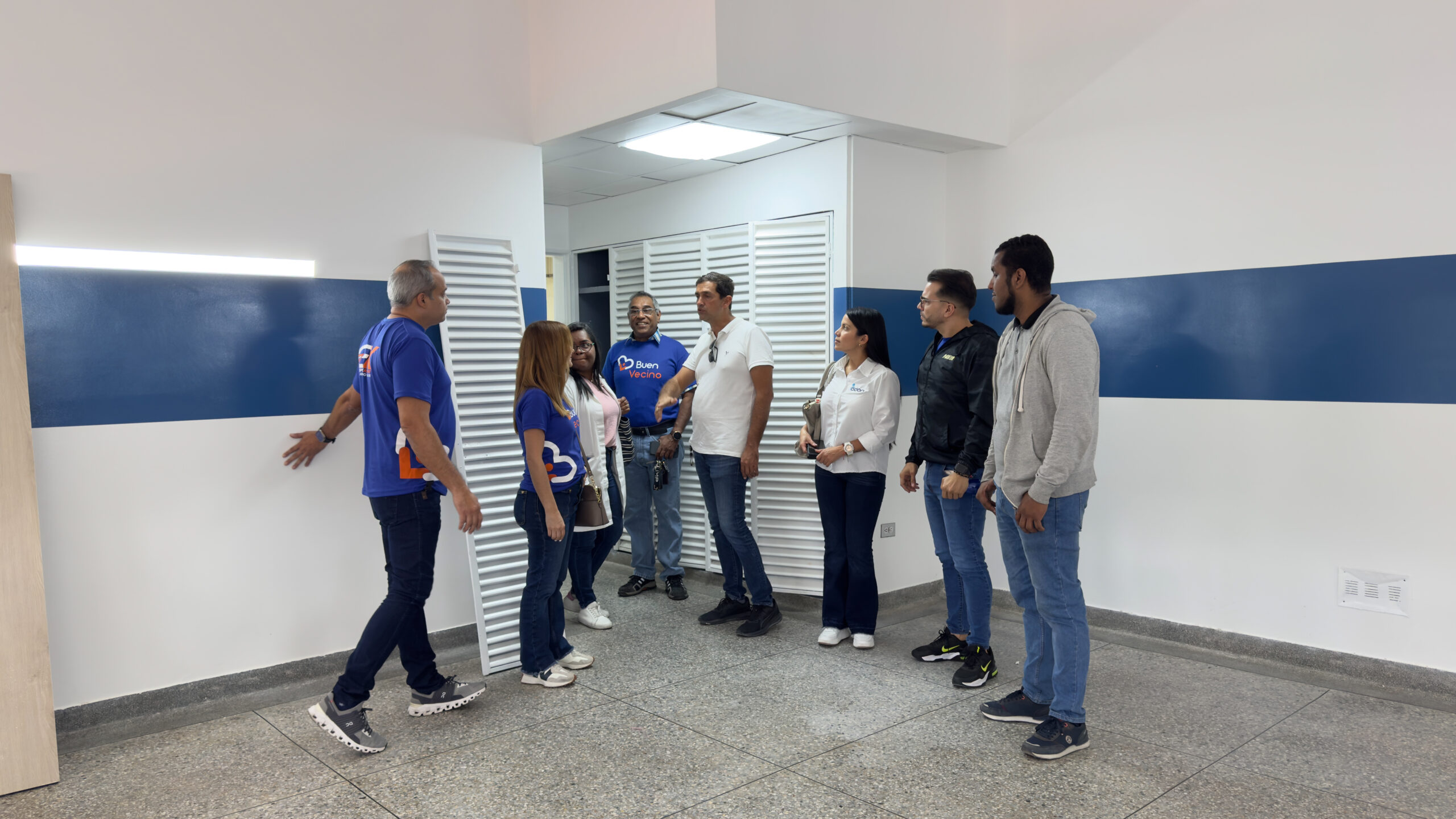 Buen Vecino de EK rehabilitó área de Neurocirugía en Hospital Domingo Luciani 1 BV EK Luciani H5@333452766 scaled