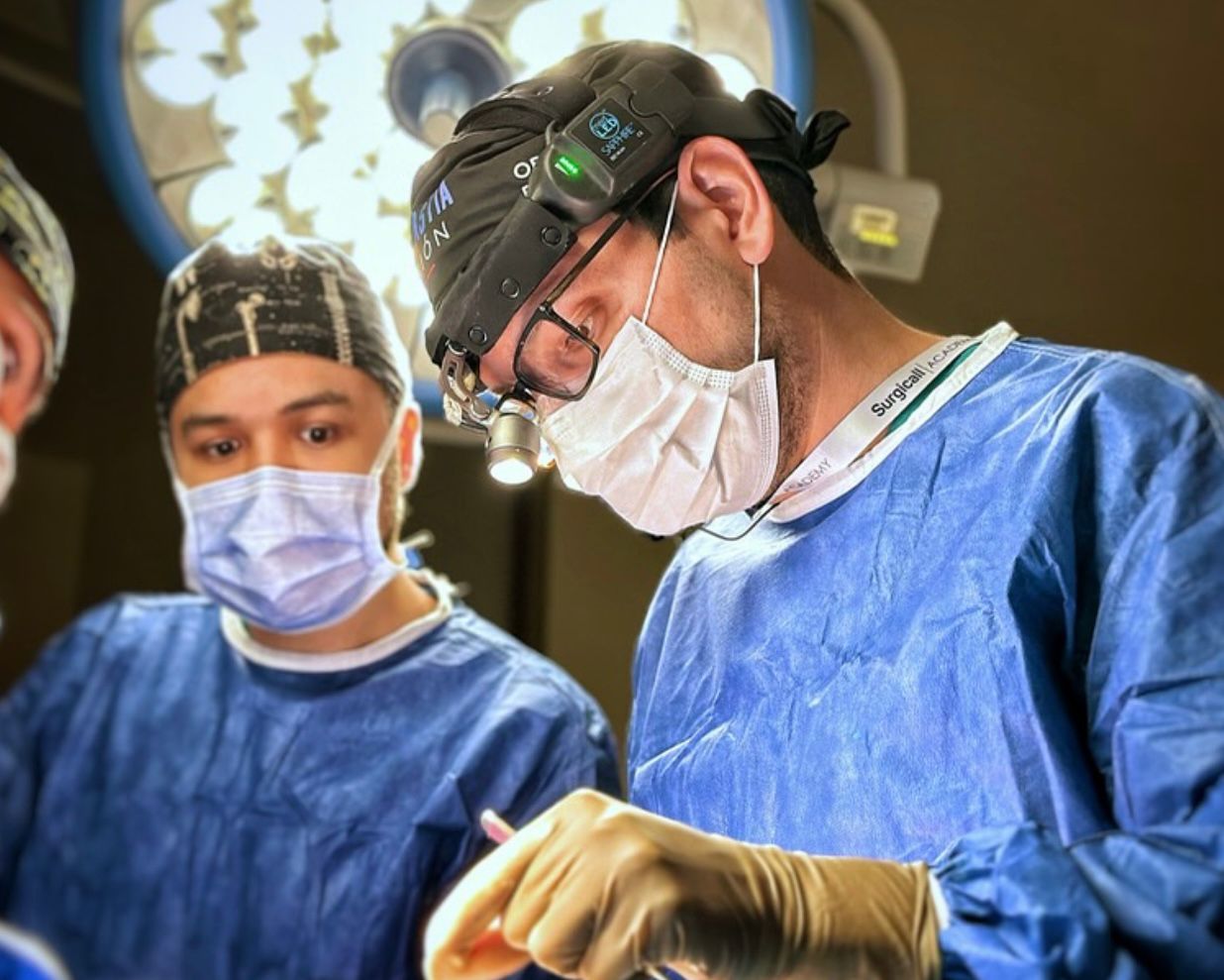 Froilan Páez: “Empleamos Tecnología de Punta y una atención esmerada para garantizar el bienestar del paciente” 1 IMG 20251028 WA0027